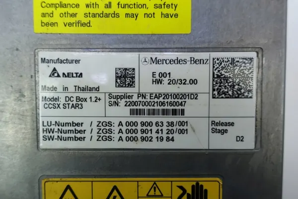 Módulo Estación Carga Mercedes OEM A0009021984 image 4