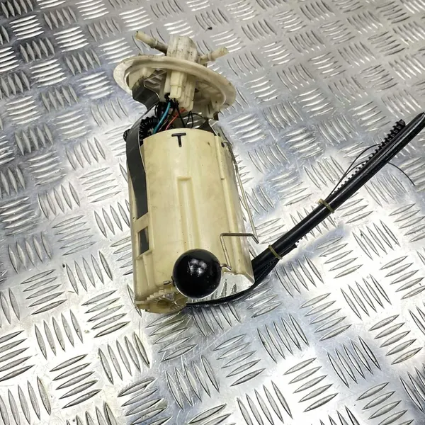 Bomba de combustível Volvo 30645978 image 2