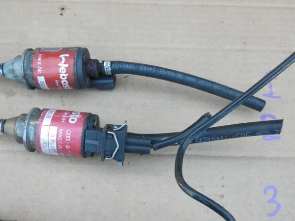 Pompe à carburant Audi Webasto OEM 443963303A - Occasion image 8