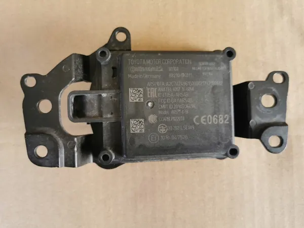 Sensor radar punto ciego OEM 88210-0K011 para Toyota Hilux image 4