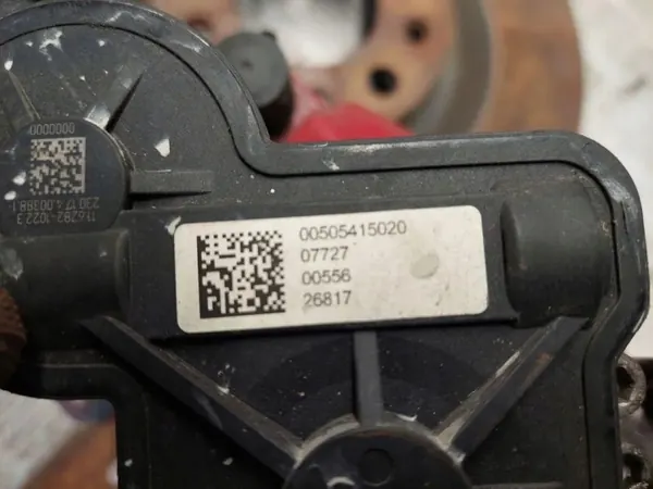 Alfa Romeo Stelvio 2018 Jarrulevy & Jarrusatula Set OEM 00505534510 image 6