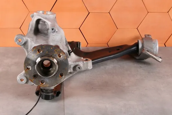 BMW F40 F44 F45 X1 F48 X2 F39 Mozzo Anteriore Sinistro 6876645 image 2