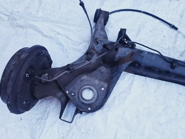 OEM 114114HA0110 Viga de eixo traseiro VW Up! 2011-2015 image 9