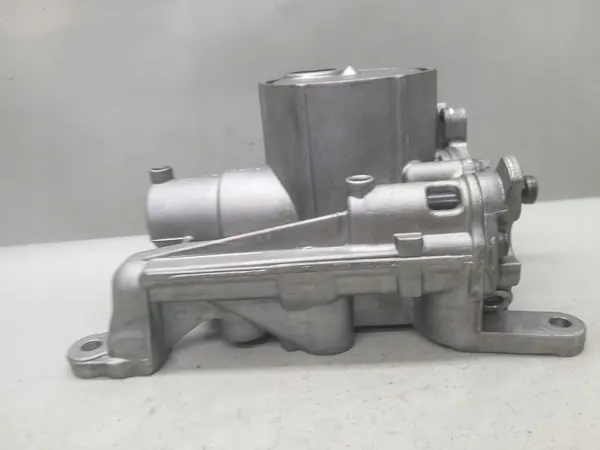 Pompe à huile OEM V764737680 pour moteur 1.6 THP image 3