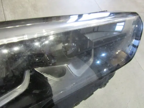 BMW X5 G05 2022 Rechter Voor LED Lamp USA 9481788-07 image 2