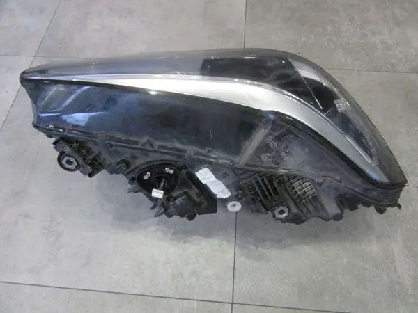 BMW X5 G05 2022 Rechter Voor LED Lamp USA 9481788-07 image 5