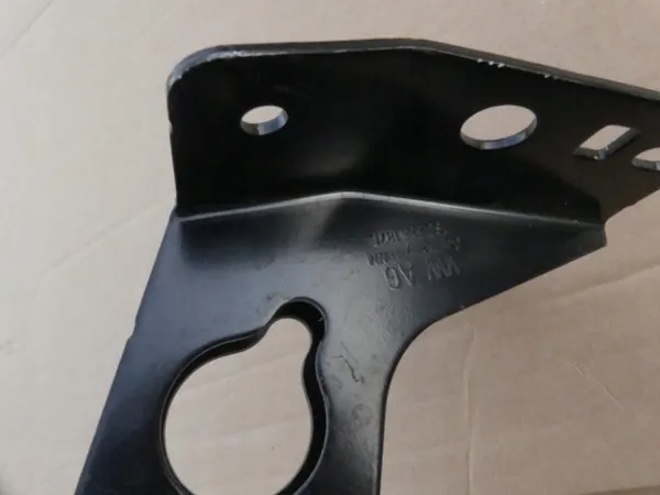 Hintere Sitzbefestigung Halterung OEM 1S0886187C image 3