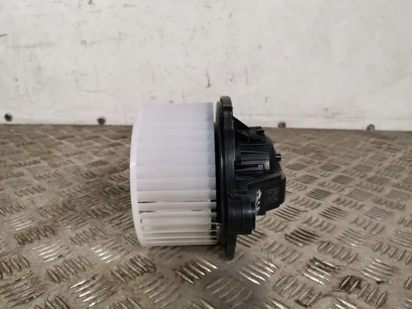 Hyundai Santa Fe Fläktmotor OEM FBZ12018 image 4