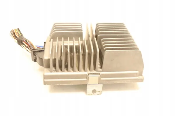 BMW Radioversterker OEM 9387658-01 voor 3 Serie F30 image 2
