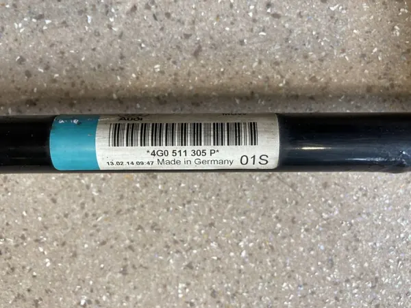 OEM 4G0511305P Taka stabilointitanko Audi RS6 C7:lle image 3