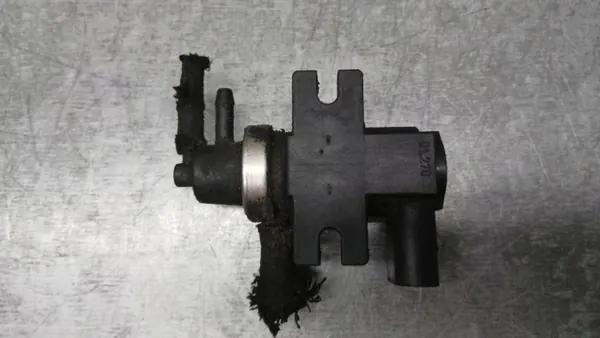 Válvula de vacío OEM 1J0906627 para VW Passat B5 1.9TDI image 5