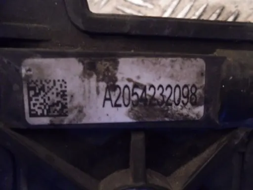 Handbromsmotor Mercedes W205 image 2