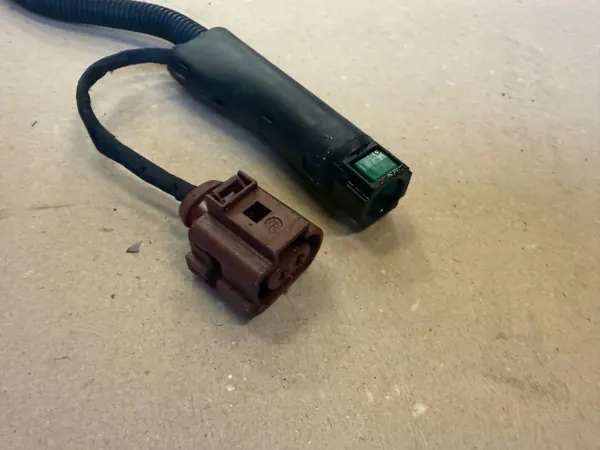 Audi AdBlue-Leitungssatz OEM 4K0131962R - Gebraucht image 3