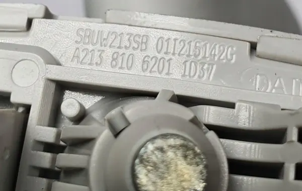 Visera derecha OEM A2138106201 para Mercedes W213 image 4
