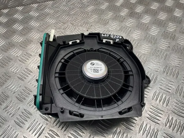 BMW OE 2622806 Rechter Subwoofer für 3er G20 image 3