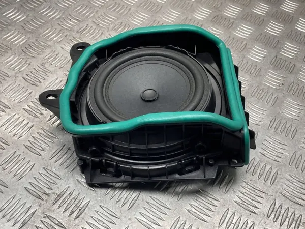 BMW OE 2622806 Rechter Subwoofer für 3er G20 image 4