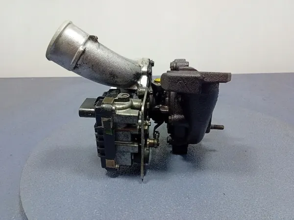 Turbokompressor AUDI A4 B7 2.7 TDI 059145715T image 4