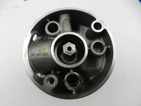 Olje pump MERCEDES SPRINTER 906 W212 W204 2.2 CDI image 4