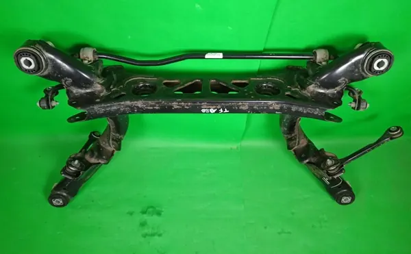 Berceau arrière Audi A6 C7 image 2