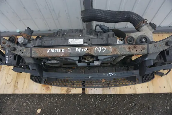 KIA CEED I SW Radiatore Anteriore Acqua AC Intercooler 1.6D OEM image 3