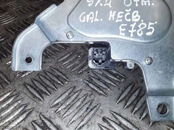 Suzuki SX4 2007 pyyhinmoottori OEM AM-523876 image 3
