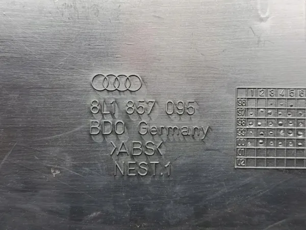 Luvete passageiro Audi A3 8L OEM 8L1857095 image 5