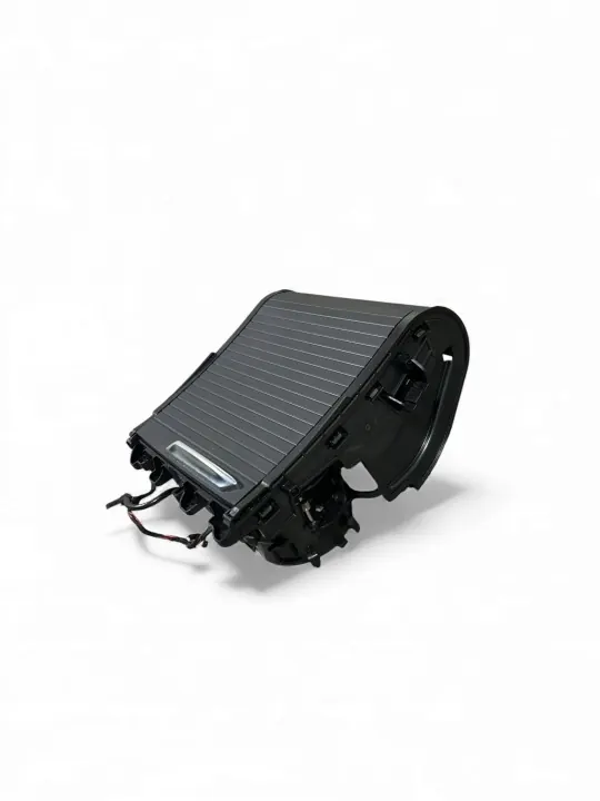 BMW X4 G02 Framre dryckeshållare OEM 5A010A9 image 3