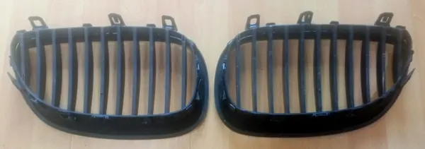Grill Kidney Grilles Black Gloss for BMW E60 E61 M5 image 2