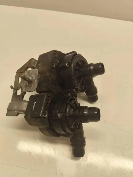 Waterpomp OEM 0392023423 voor Peugeot 3008 SUV 1.6L image 3