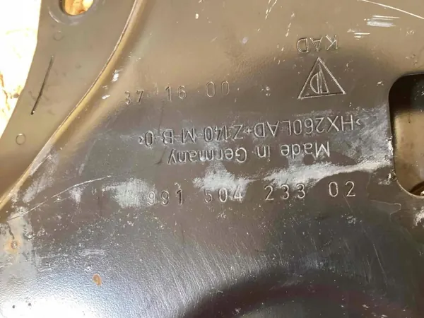 Soporte de elevación Porsche 911 991 OEM 99150423302 - Usado image 3