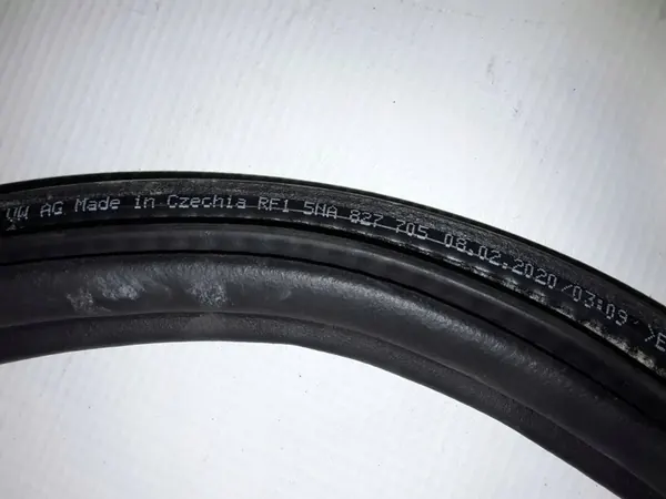Joint de coffre Seat Tarraco OEM 5NA827705 image 3
