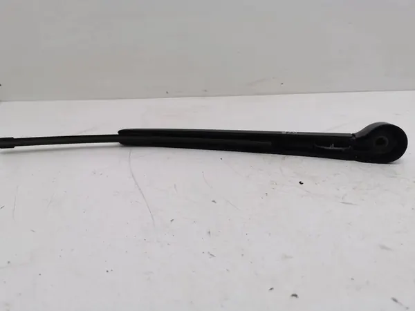 Volkswagen T-Roc 2018 Rear Wiper Arm OEM 5F3955707 image 3