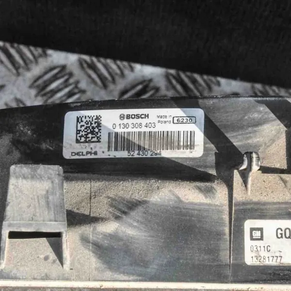 Pièces de refroidissement Opel Astra J Sports Tourer OEM 0130308403 image 7