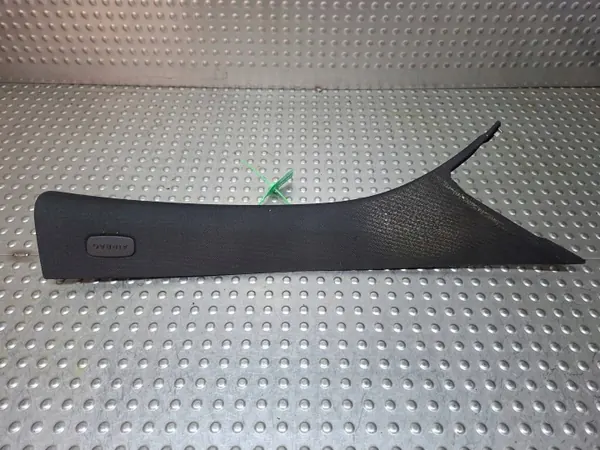 OEM S26372620 Etu-oikea pilarikansi Mercedes W205 image 2