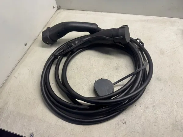 Cable de carga Nissan Leaf II OEM 296M45SH1A image 2