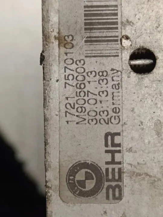 BMW Oliekoeler OEM 7570103 voor F01 F02 F10 F11 image 4