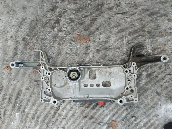 VW Sharan 2010 Voorbalk OEM 7N0199369B image 2