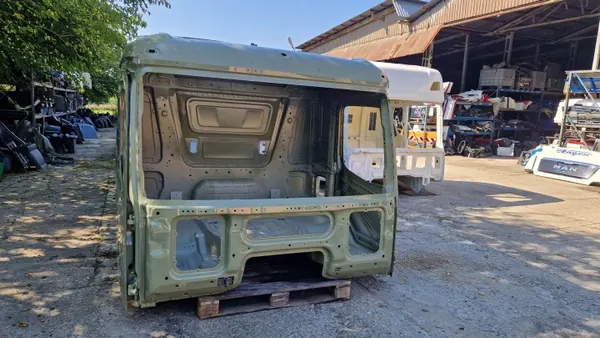 Cabina Mercedes Actros MP4 Antos OEM 999467038 Usado image 2