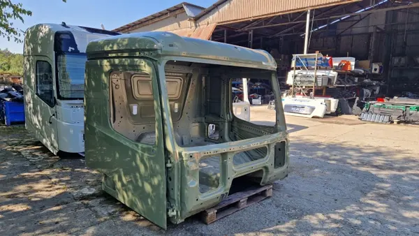 Cabina Mercedes Actros MP4 Antos OEM 999467038 Usado image 3