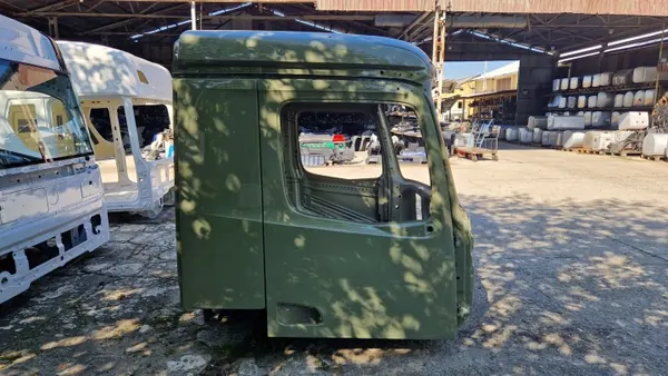 Cabina Mercedes Actros MP4 Antos OEM 999467038 Usado image 4