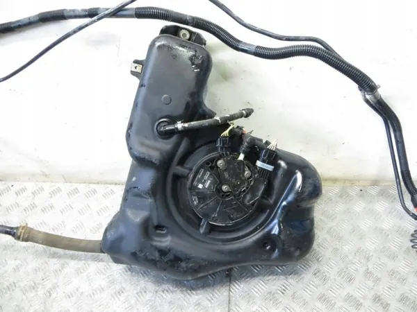 Land Rover AdBlue-tank OEM GK72-5J228-A Gebruikt image 4