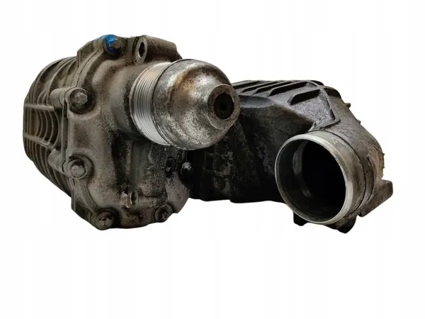 Mercedes Kompressori OEM A2710902080 - Käytetty image 4