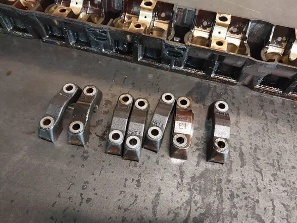 Nockenwellenhalter OEM 1748042F für BMW 5 E39 520i image 3