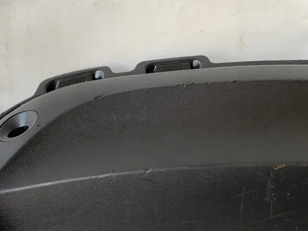 Bakre Stötfångarspoiler Megane IV HB image 3