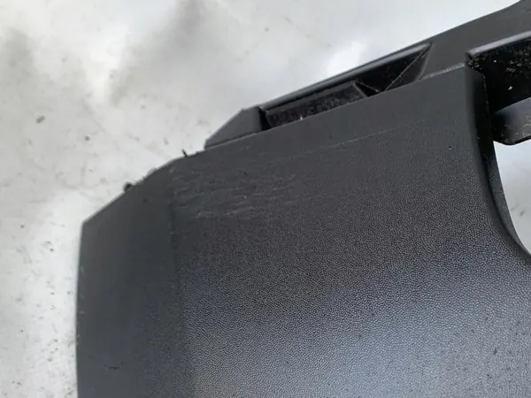 Bakre Stötfångarspoiler Megane IV HB image 4