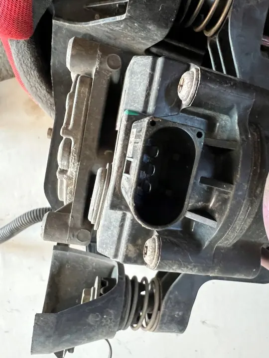 Compressor de ar Tesla S OEM 443020303 - Usado image 7
