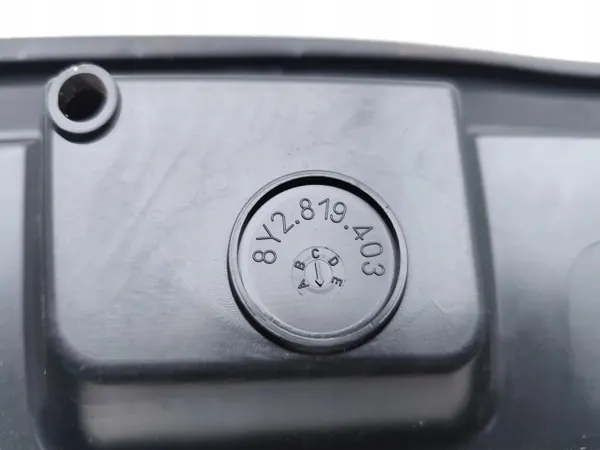 Audi A3 Tuulilasin tiiviste OEM 8Y2819403 - Käytetty image 7