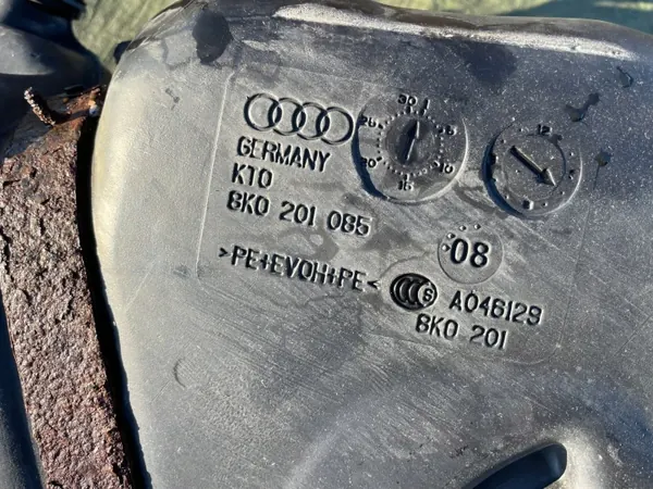 Polttoainesäiliö OEM 8K0201085 Audi A4 B8 Farmari Bensiini image 8