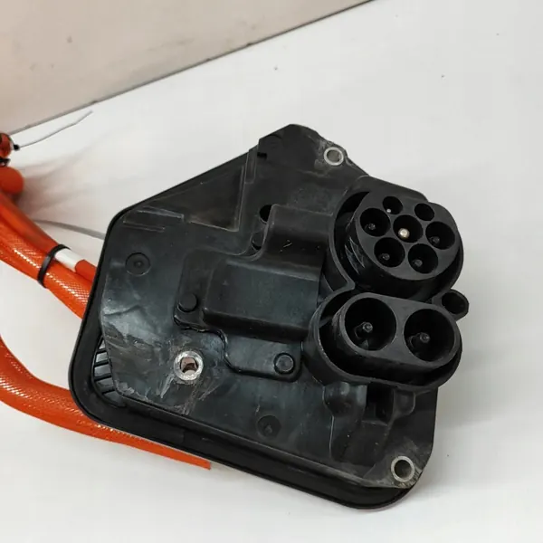 Cable de carga Tesla Model 3 150177350A image 3
