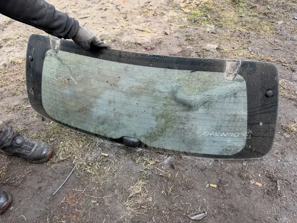 Vitre de hayon OEM Szyba klapy bagażnika KIA SORENTO I image 2